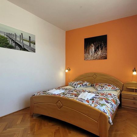 Apartment Danica Malinska Exterior foto